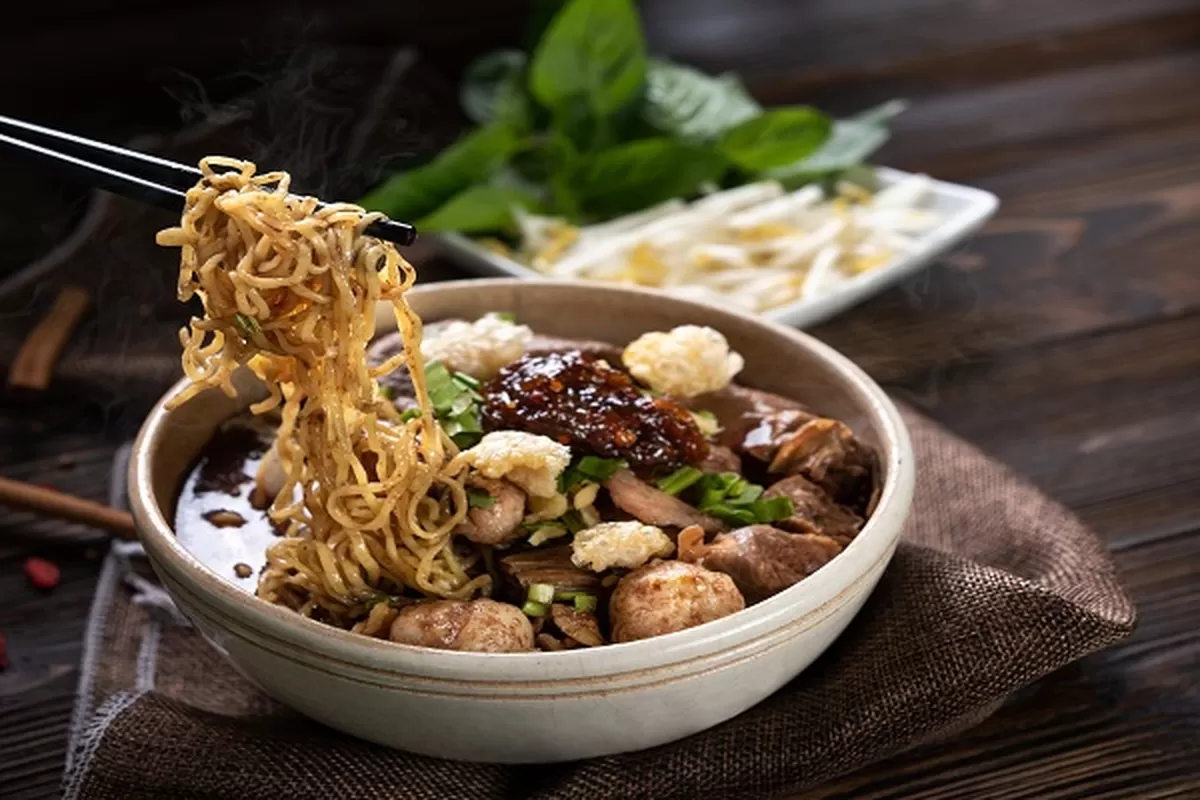 Mie Ayam & Bakso Putra Wonogiri: A Flavor That Brings Back Memories in Cilacap